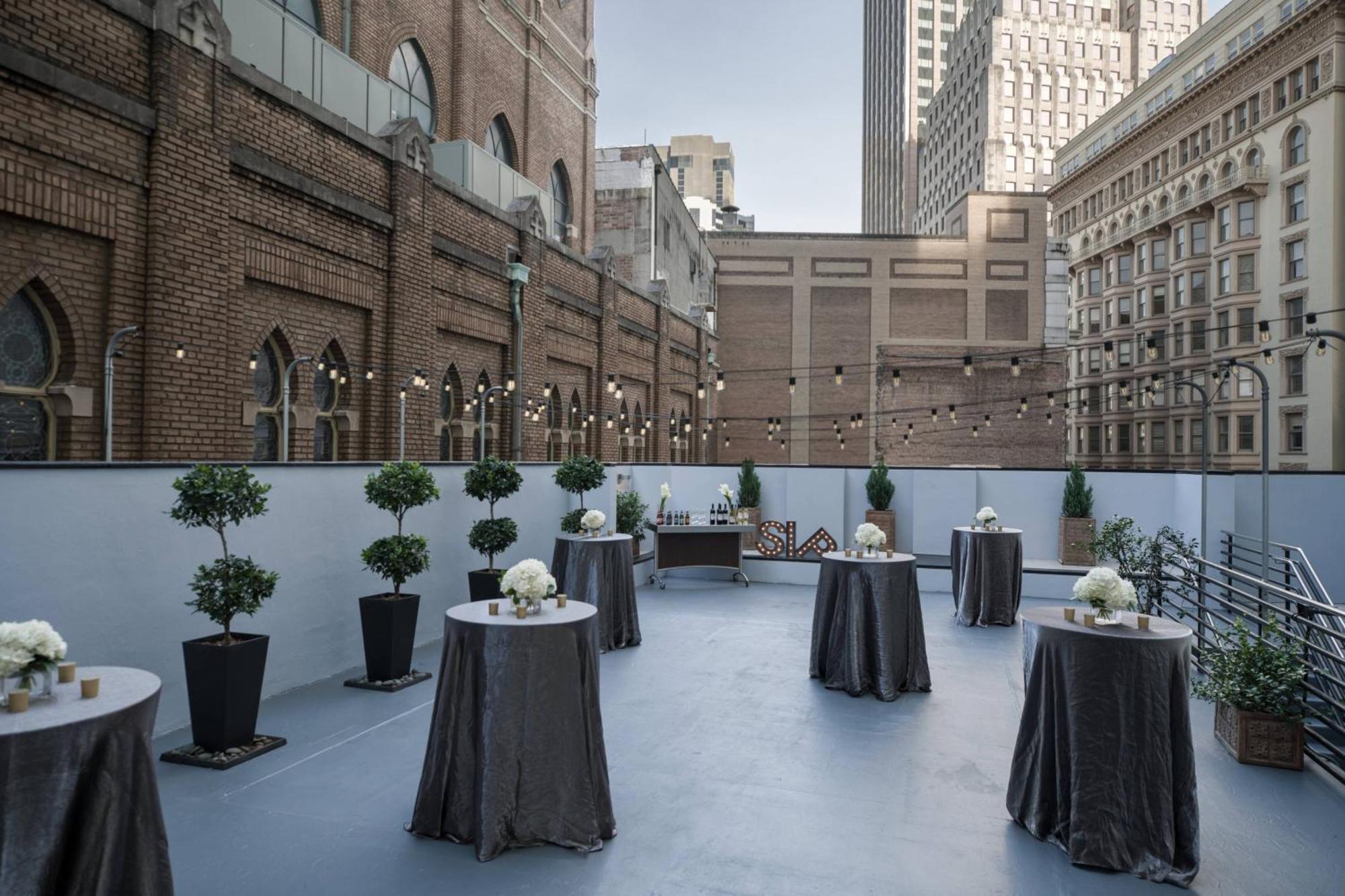 Renaissance New Orleans Pere Marquette French Quarter Area Hotel Екстериор снимка