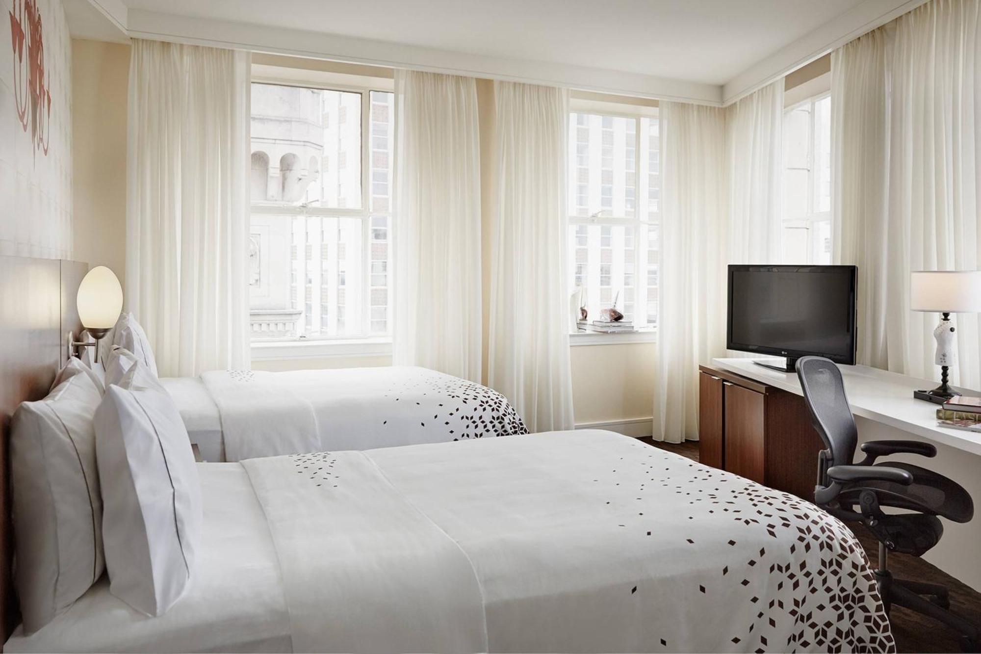 Renaissance New Orleans Pere Marquette French Quarter Area Hotel Екстериор снимка